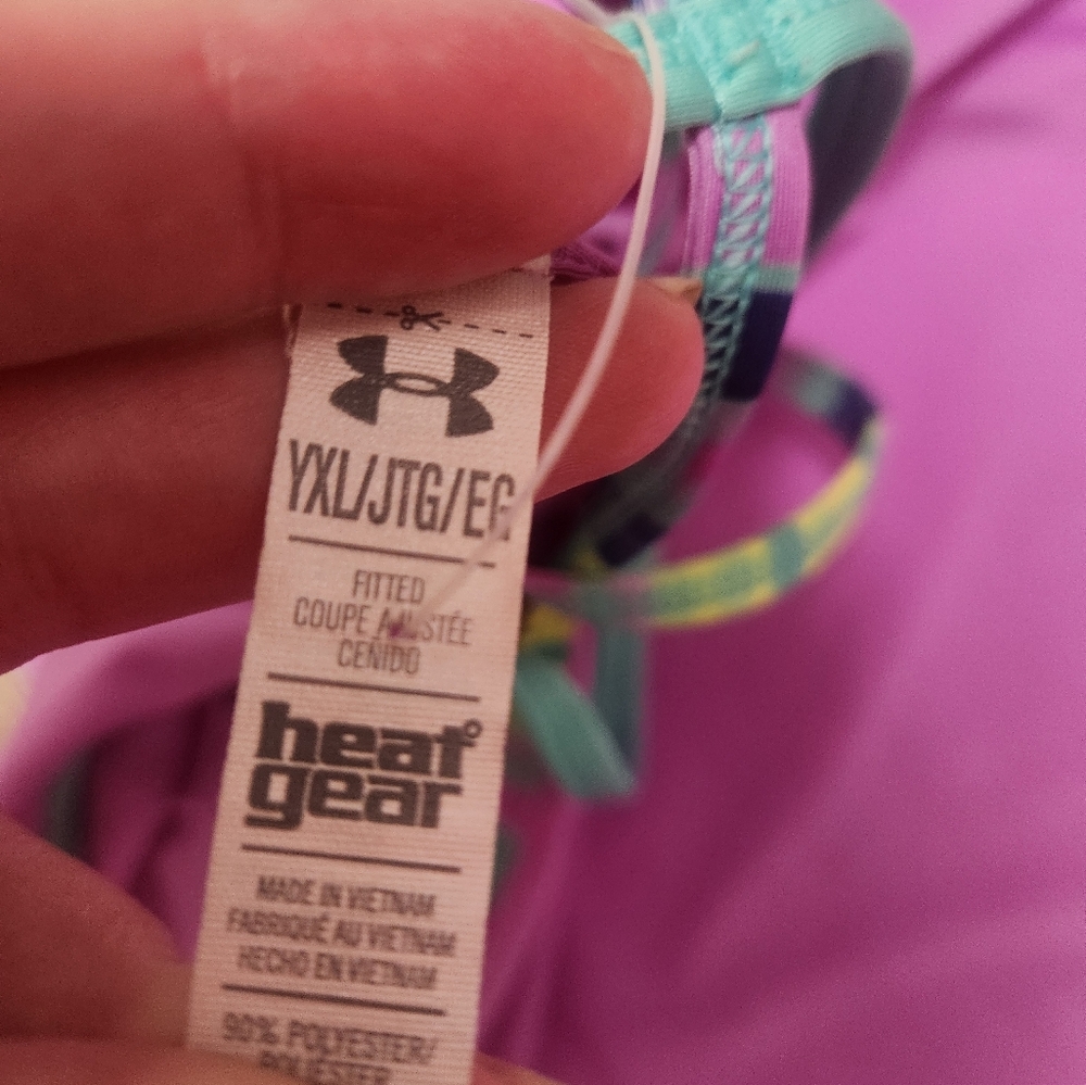 Under Armour Tank - Picture 3 of 3